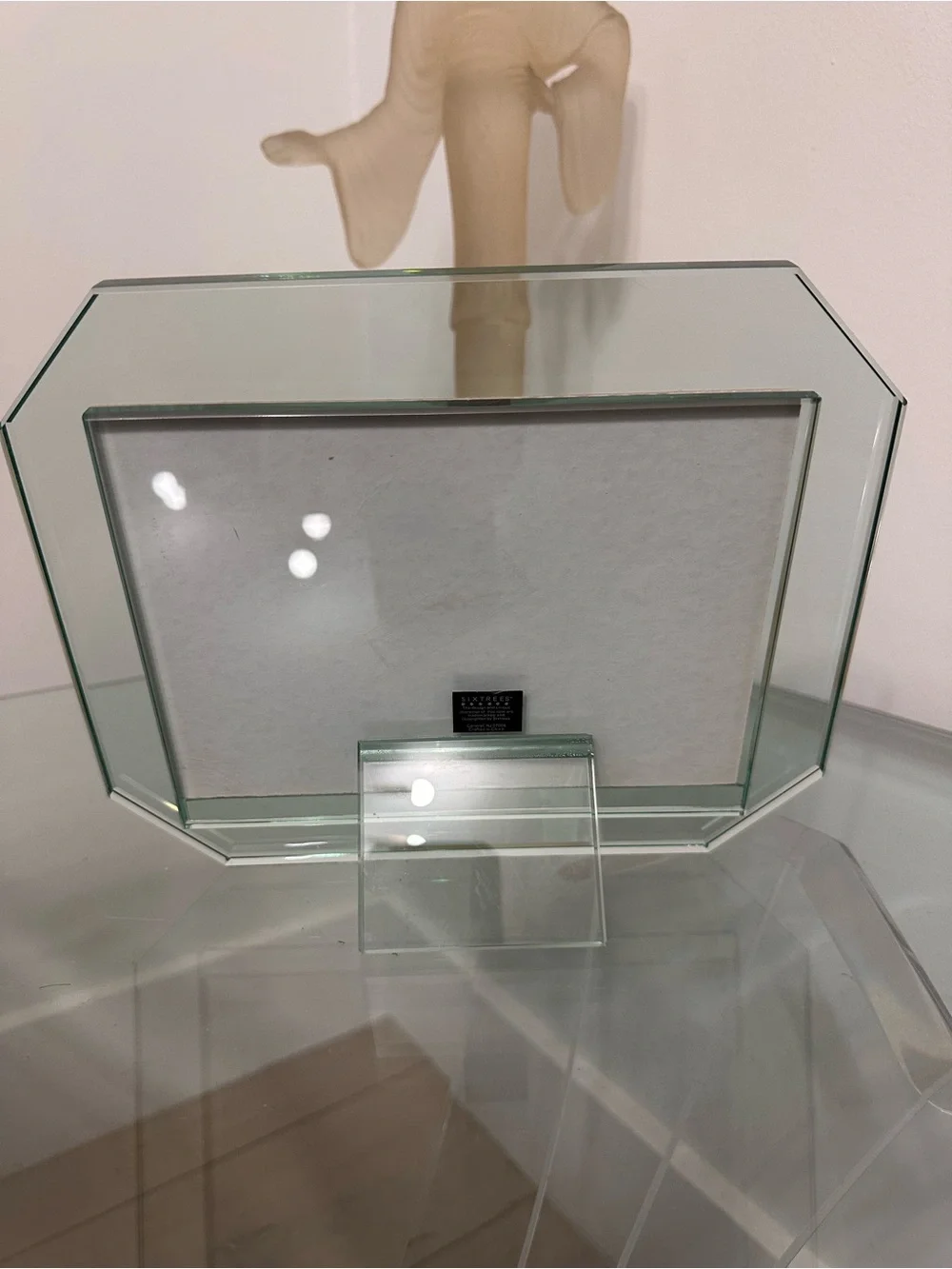 Sixtrees Moda 5x7 Heavy Glass Floating Photo Frame Pedestal Back Minimalist EUC